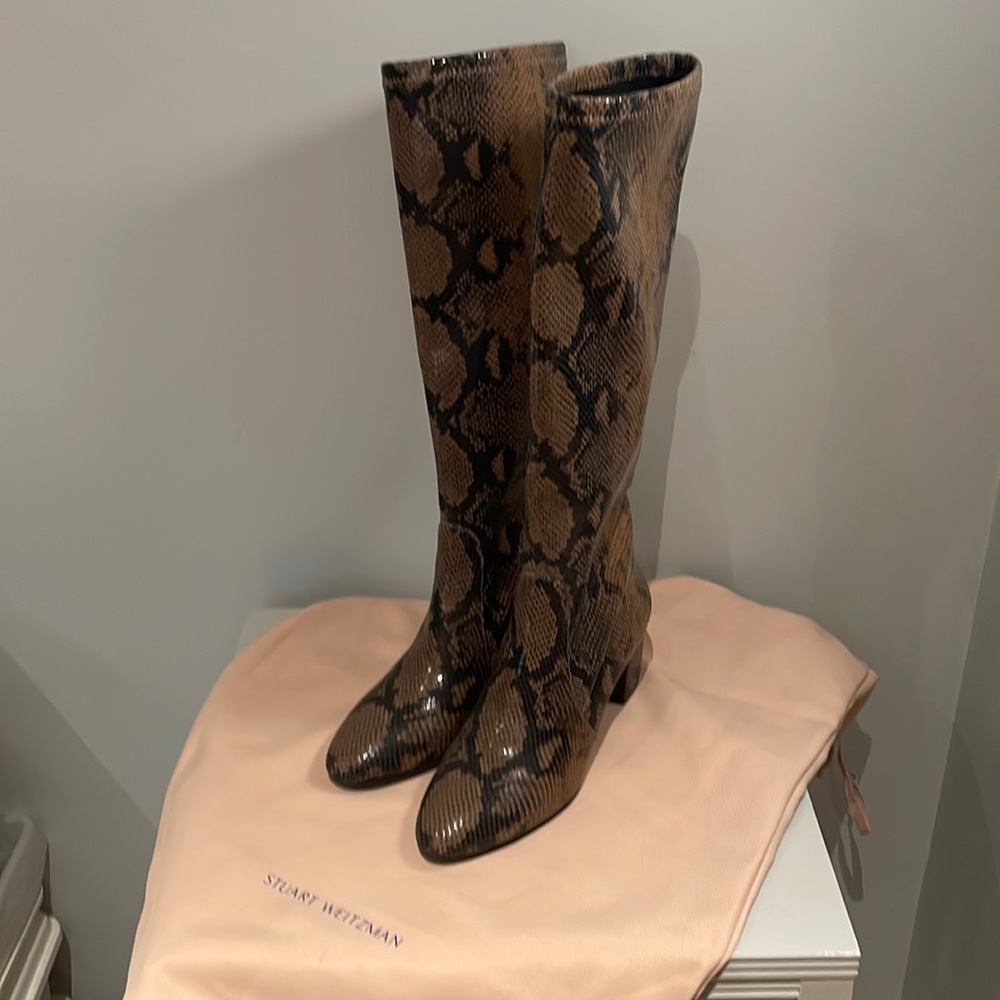 Stuart Weitzman Boots - Size 7